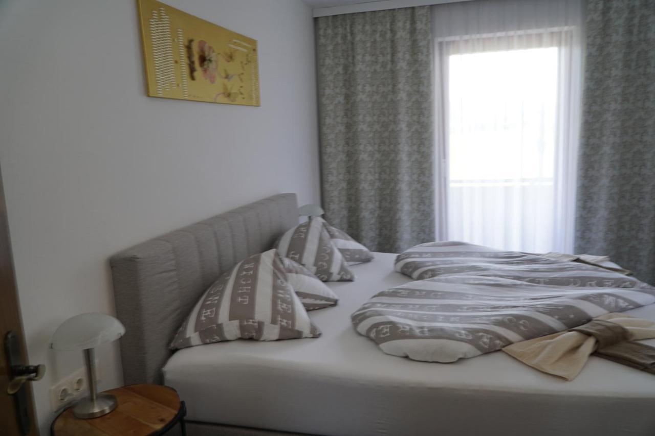 Pension-Ferienwohnung Rotar Faak am See Exterior foto